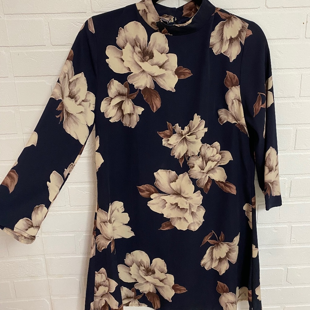 Floral long sleeve dress